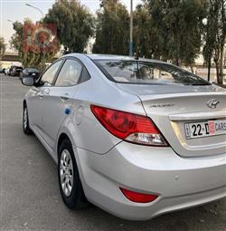 هیوندای ئەکسنت